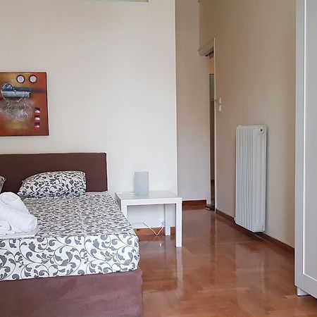 Menta Errathens Apartment - Athens Center, 5 Bd, 2 Bath Exteriör bild