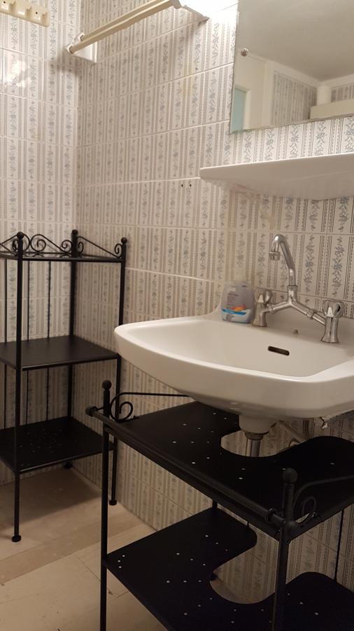 Menta Errathens Apartment - Athens Center, 5 Bd, 2 Bath Exteriör bild