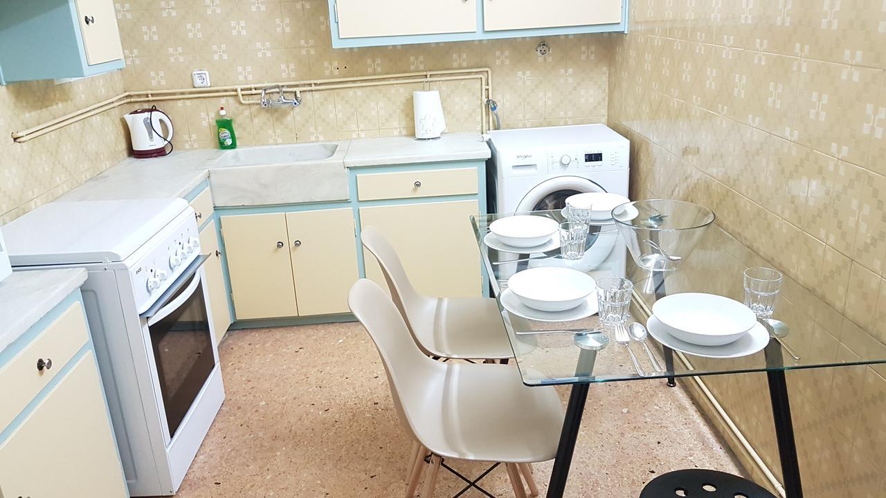 Menta Errathens Apartment - Athens Center, 5 Bd, 2 Bath Exteriör bild